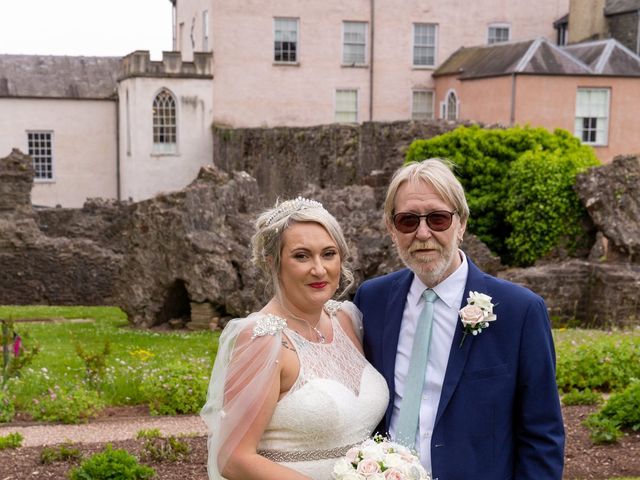 Craig and Shona&apos;s Wedding in Torquay, Devon 193