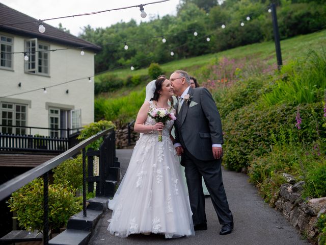 Claire and Gary&apos;s Wedding in Newton Abbot, Devon 11