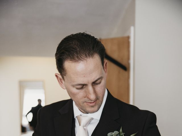 Vicki and Toby's Wedding in Salisbury, Wiltshire 14