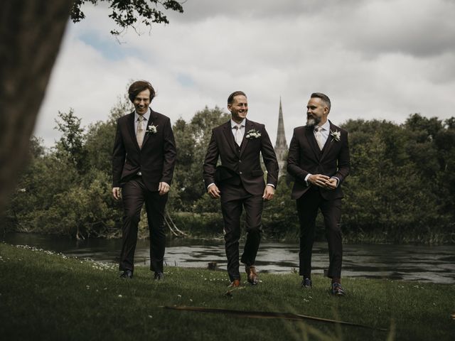 Vicki and Toby's Wedding in Salisbury, Wiltshire 15