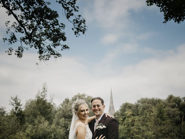 Vicki and Toby's Wedding in Salisbury, Wiltshire 27