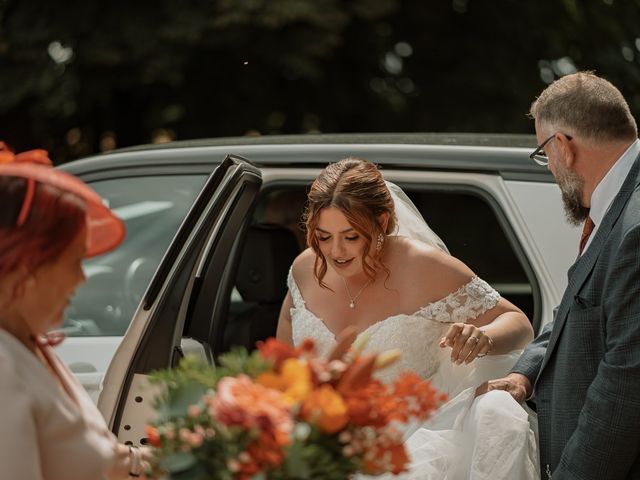 Oliver and Tasha&apos;s Wedding in Wantage, Oxfordshire 138