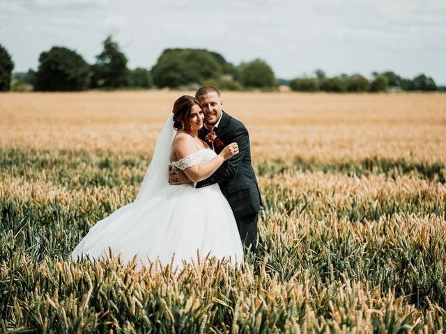 Oliver and Tasha&apos;s Wedding in Wantage, Oxfordshire 289