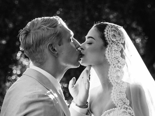 FLORA and TIM's Wedding in Marche, Marche 45