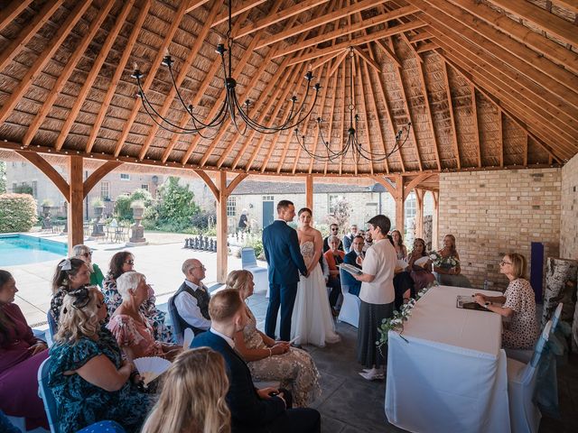 Ben and Georgia&apos;s Wedding in Biggleswade, Bedfordshire 29