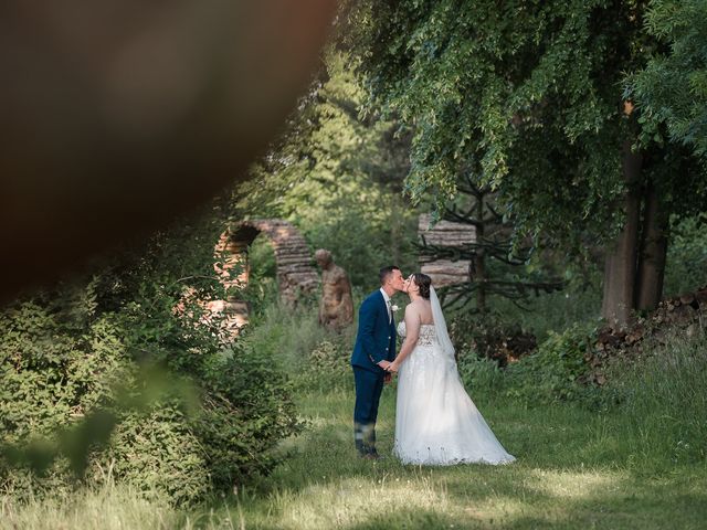 Ben and Georgia&apos;s Wedding in Biggleswade, Bedfordshire 51