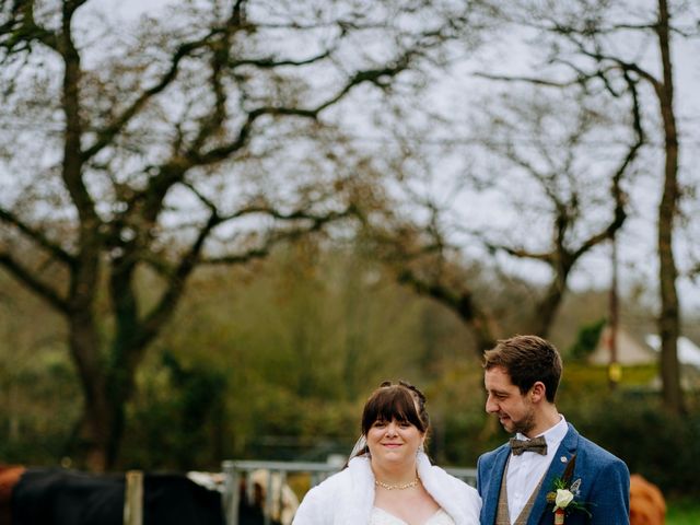 Matthew and Shannon&apos;s Wedding in Fordingbridge, Hampshire 19