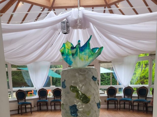 Keith and Natalie's Wedding in Woodlands, Hampshire 2