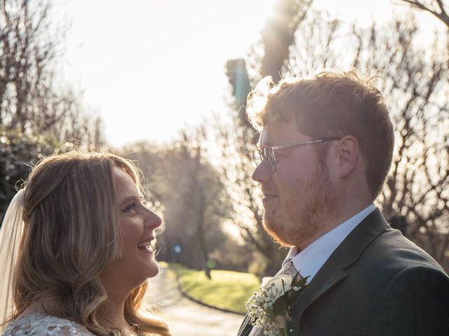 Danni and Toby's Wedding in Poulton Le Fylde, Lancashire 4