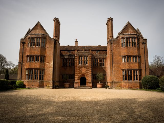 Jamie and Cheryl's Wedding in Southampton, Hampshire 3