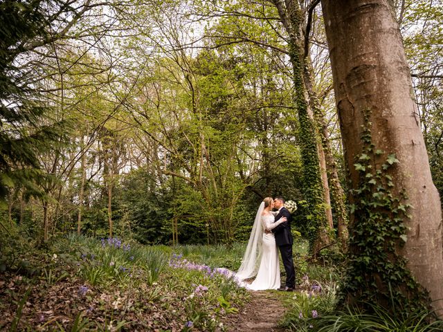 Jamie and Cheryl's Wedding in Southampton, Hampshire 16