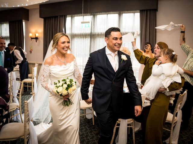 Jamie and Cheryl's Wedding in Southampton, Hampshire 17