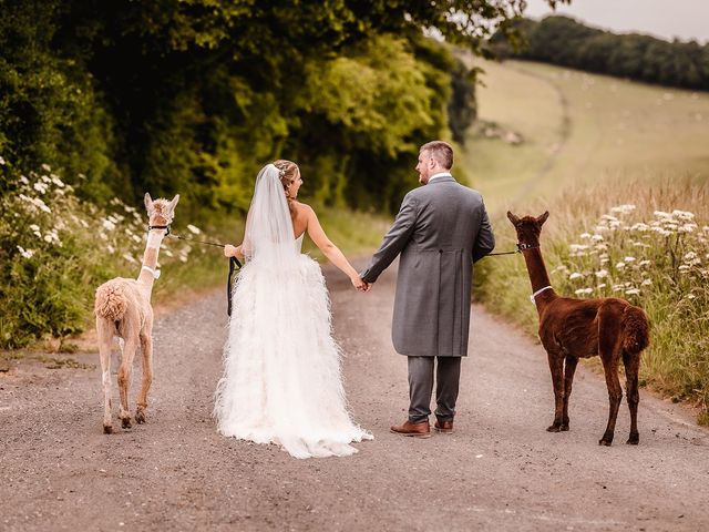 George and Amy&apos;s Wedding in Salisbury, Wiltshire 31