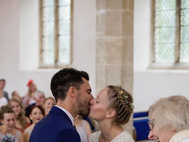 Glen and Chloe&apos;s Wedding in Haughley, Suffolk 8