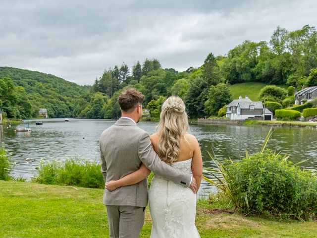 Kathy and Simon's Wedding in Lostwithiel, Cornwall 24