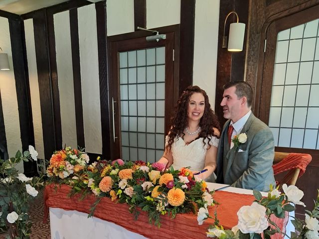 Craig and Faye's Wedding in Kidderminster, Worcestershire 12