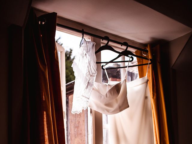 Sophie and Ben's Wedding in Selborne, Hampshire 3
