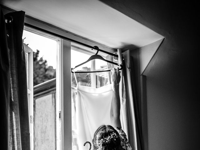 Sophie and Ben's Wedding in Selborne, Hampshire 4