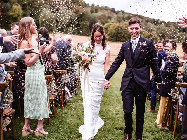 Sophie and Ben's Wedding in Selborne, Hampshire 12