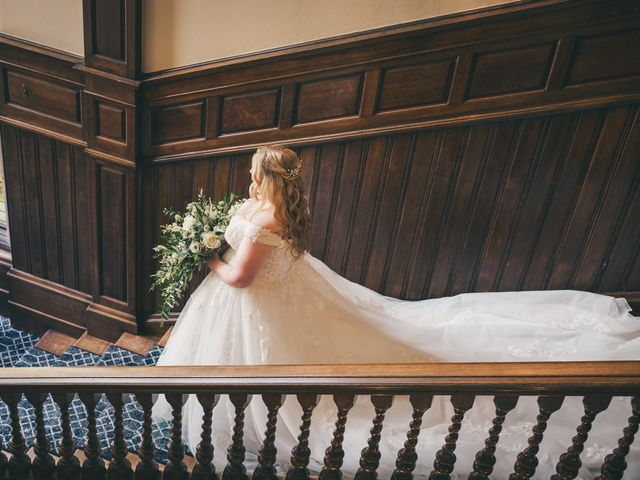Matt and Kirsty&apos;s Wedding in Nantwich, Cheshire 25