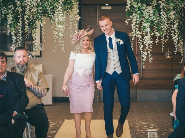 Matt and Kirsty&apos;s Wedding in Nantwich, Cheshire 29