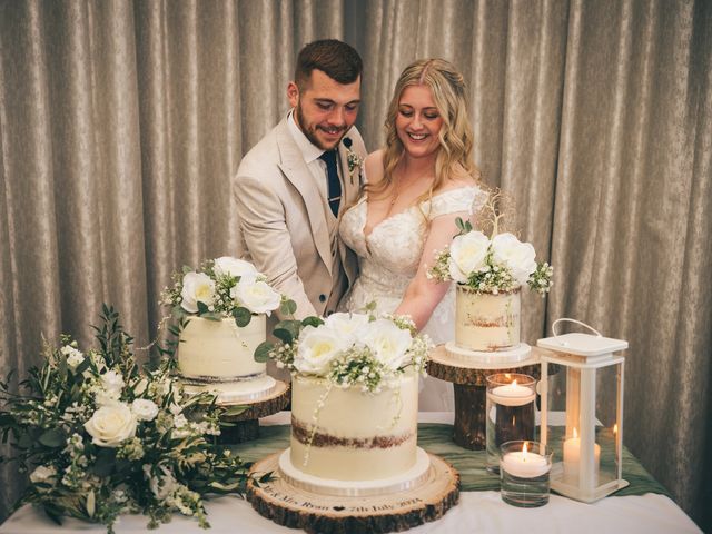 Matt and Kirsty&apos;s Wedding in Nantwich, Cheshire 60