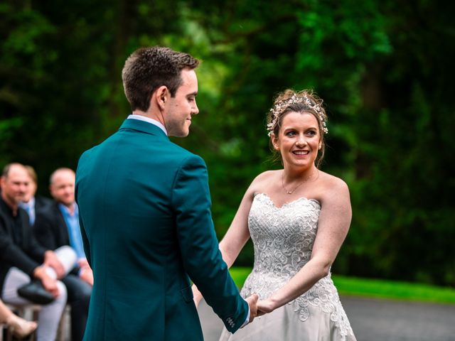 Johan and Calynn&apos;s Wedding in Drumtochty Castle, Aberdeen &amp; Deeside 28
