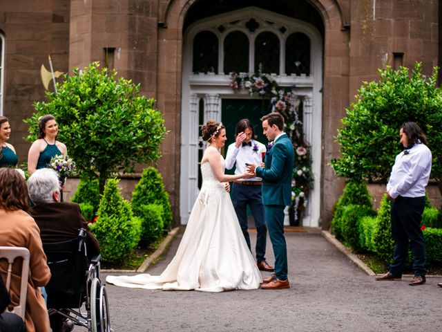 Johan and Calynn&apos;s Wedding in Drumtochty Castle, Aberdeen &amp; Deeside 31