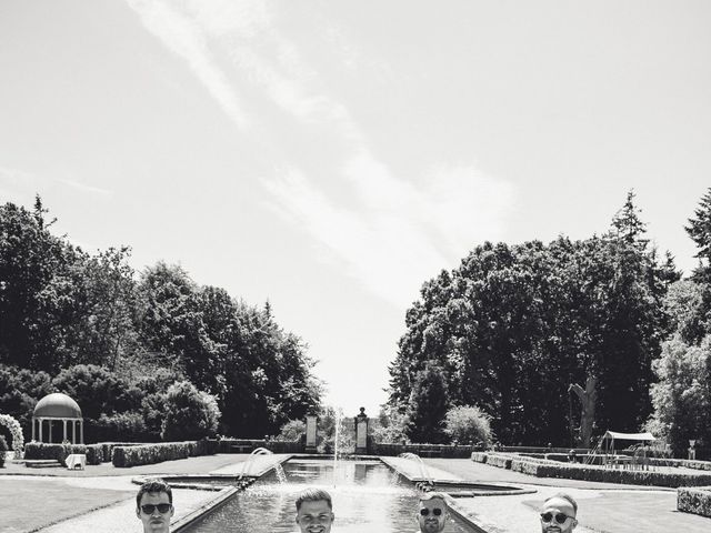 Tom and Lauren's Wedding in Brockenhurst, Hampshire 10