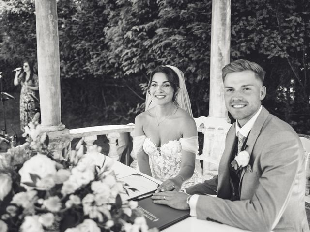 Tom and Lauren's Wedding in Brockenhurst, Hampshire 27