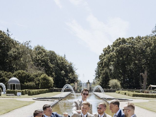 Tom and Lauren's Wedding in Brockenhurst, Hampshire 32