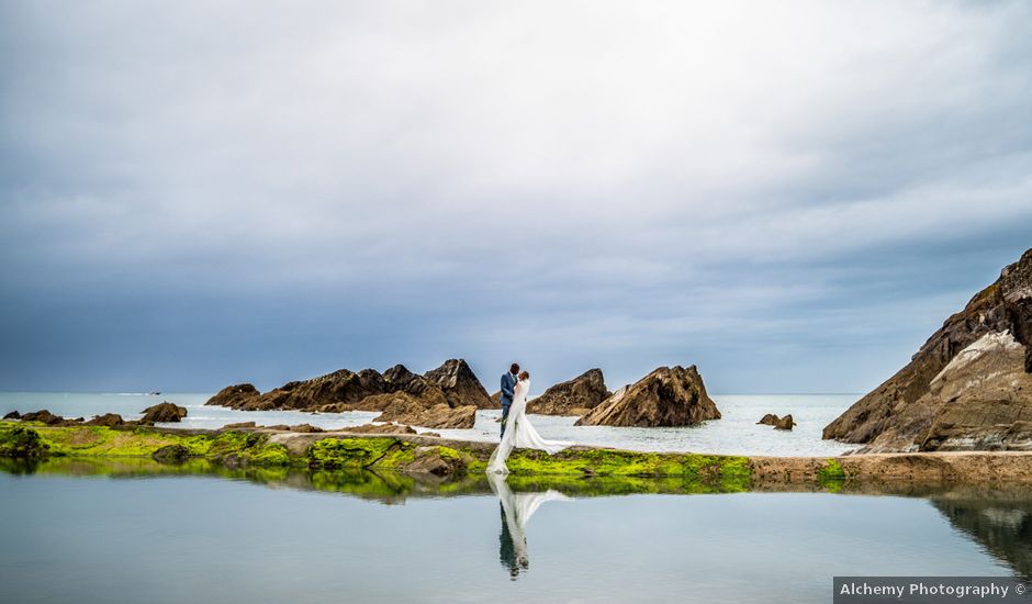 Dan and Emily's Wedding in Ilfracombe, Devon