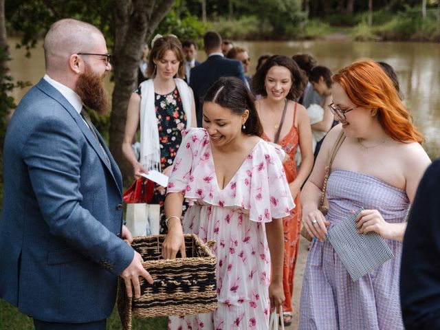 Will and Beth's Wedding in Droitwich, Worcestershire 15