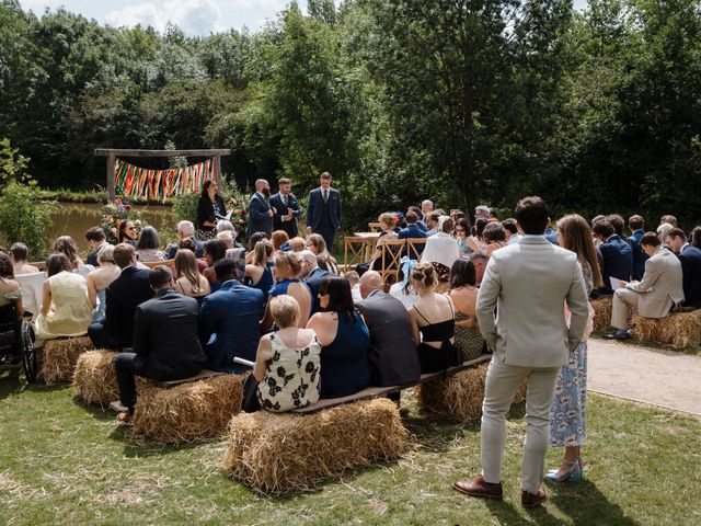 Will and Beth's Wedding in Droitwich, Worcestershire 16