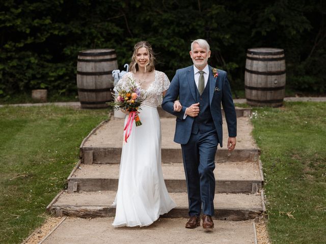 Will and Beth's Wedding in Droitwich, Worcestershire 19