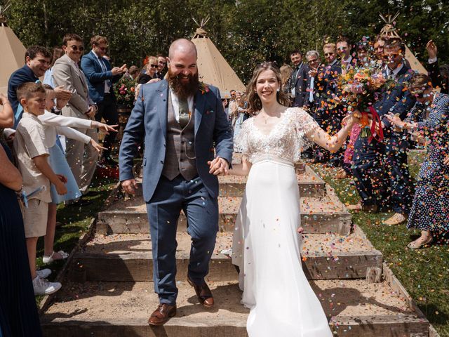 Will and Beth's Wedding in Droitwich, Worcestershire 34