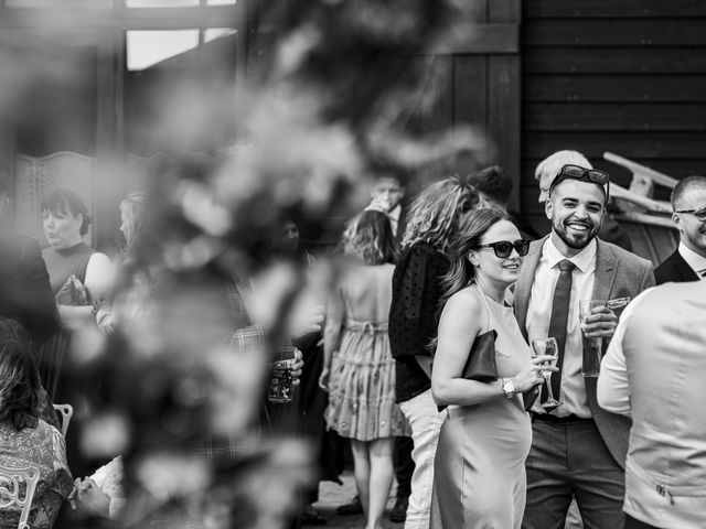 Luke and Kate&apos;s Wedding in Buckingham, Buckinghamshire 16