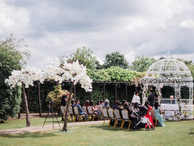 Jamil and Nadia&apos;s Wedding in Sawbridgeworth, Hertfordshire 17