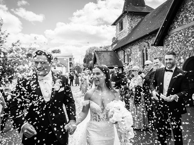 Matt and Francesca&apos;s Wedding in Hedsor, Buckinghamshire 4