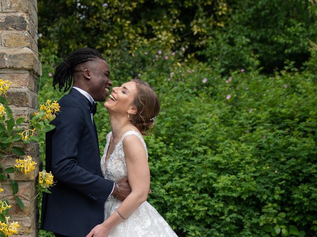 Samson and Valentina&apos;s Wedding in Bexleyheath, Kent 33