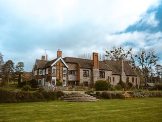 Laura &amp; Maxwell's wedding 1