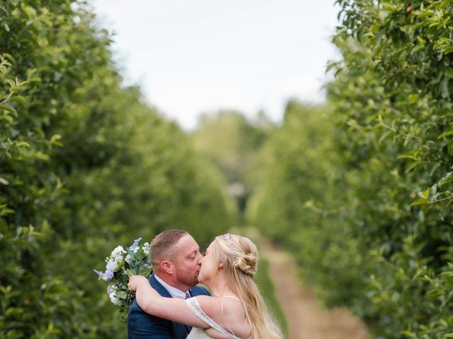 Terry and Ambe&apos;s Wedding in Upchurch, Kent 16