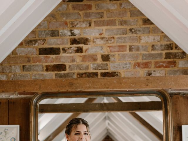 Julian and Vicki's Wedding in Buckingham, Buckinghamshire 5