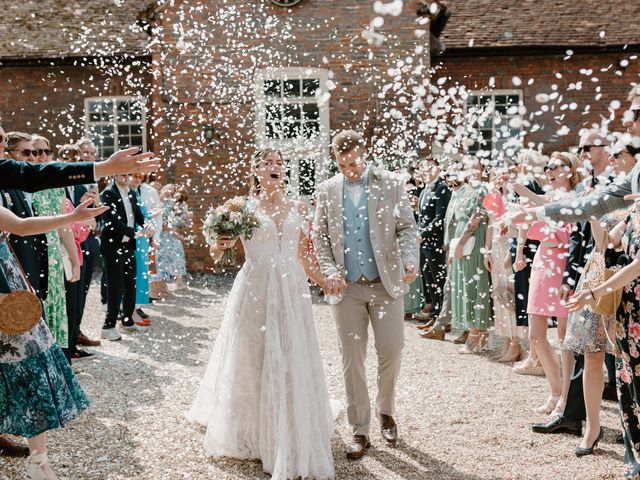 Julian and Vicki's Wedding in Buckingham, Buckinghamshire 6