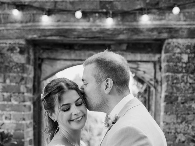 Julian and Vicki's Wedding in Buckingham, Buckinghamshire 11