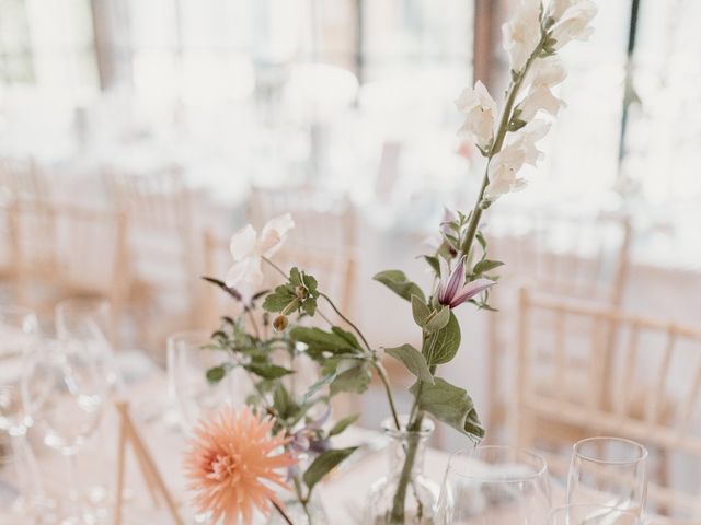 Julian and Vicki's Wedding in Buckingham, Buckinghamshire 14