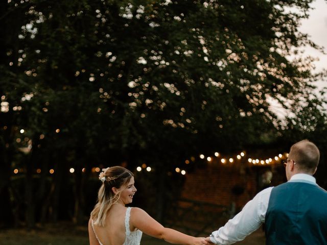 Julian and Vicki's Wedding in Buckingham, Buckinghamshire 19