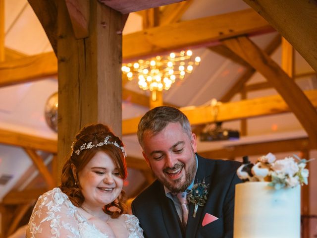Maxwell and Laura's Wedding in Hereford, Herefordshire 9