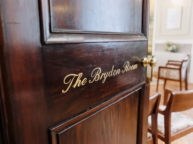 Nicole and Devonte's Wedding in Kensington &amp; Chelsea, West London 9