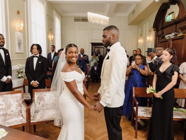 Nicole and Devonte's Wedding in Kensington &amp; Chelsea, West London 23